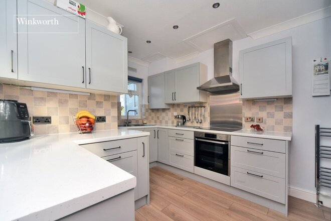 Devon Road, Sutton, SM2