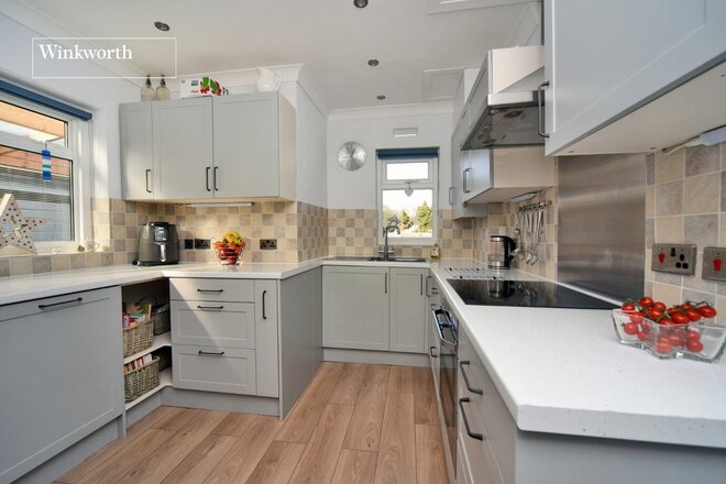 Devon Road, Sutton, SM2