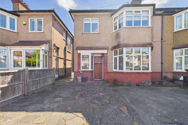 Headstone Lane, Harrow, HA2