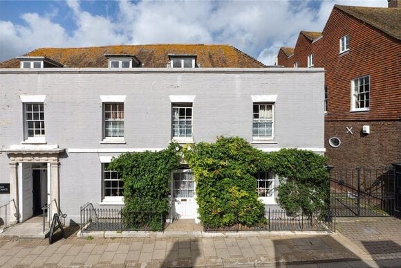 High Street, East Sussex, TN31