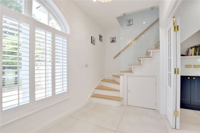 Lee Road, Blackheath, SE3