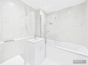 Castleview Road, Surrey, KT13