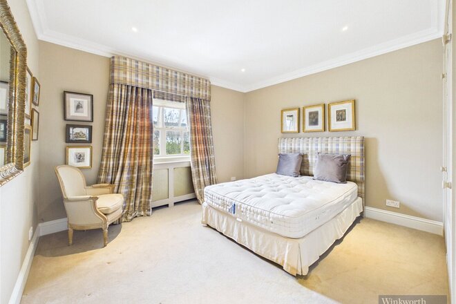 Coombe Lane West, Kingston upon Thames, KT2