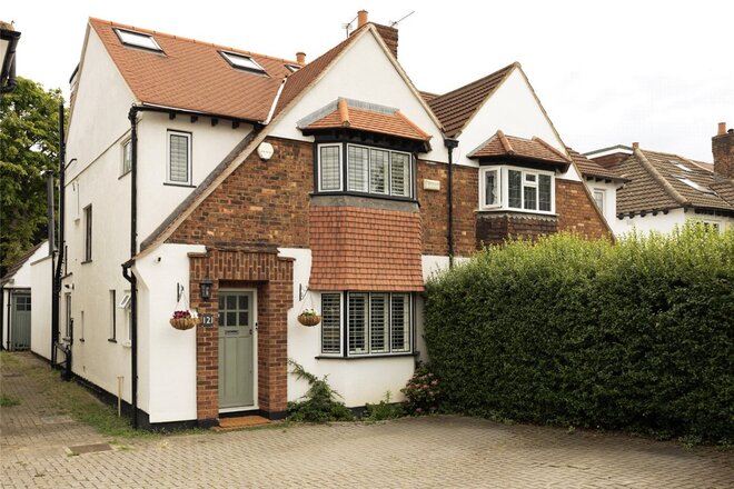 Kidbrooke Park Road, Blackheath, SE3