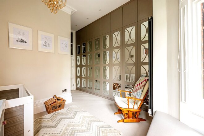 Rosary Gardens, London, SW7