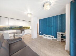 Ealing Road, Brentford, TW8
