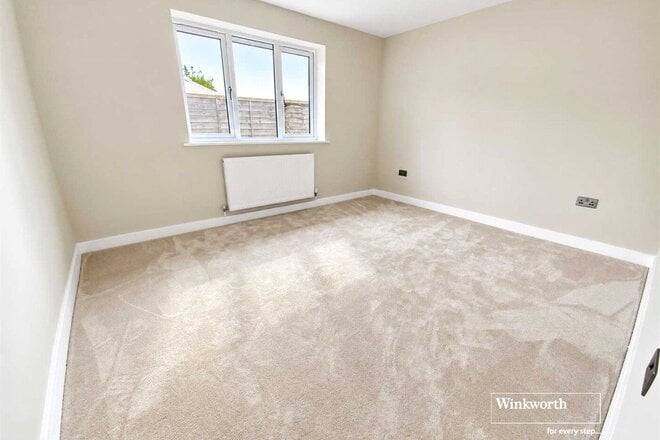 Dunlin Close, Dorset, BH23