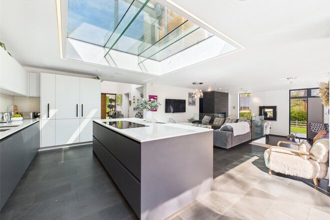 Ashford Hill Road, Thatcham, RG19
