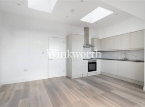 Aldermans Hill, London, N13