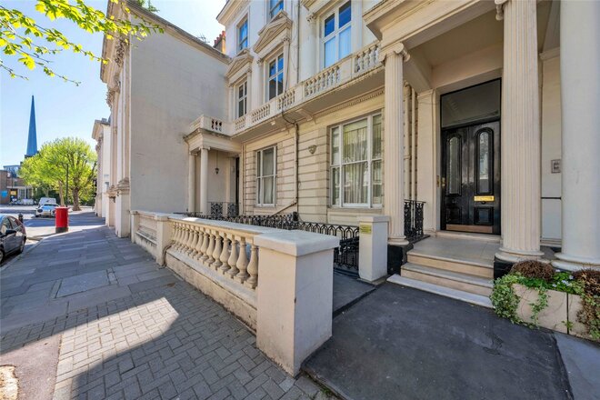 Warrington Crescent, London, W9