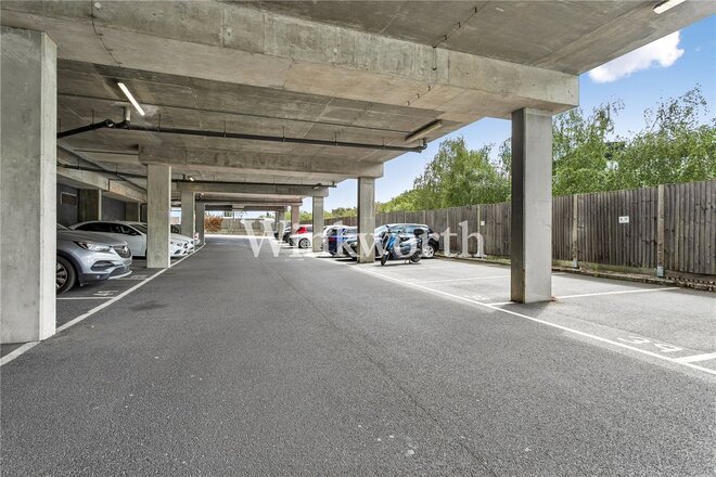Colman Parade, Enfield, EN1