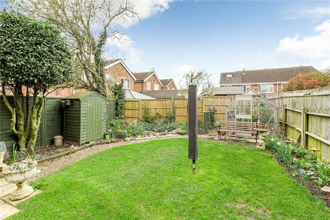 Beech Close, Northampton, NN7