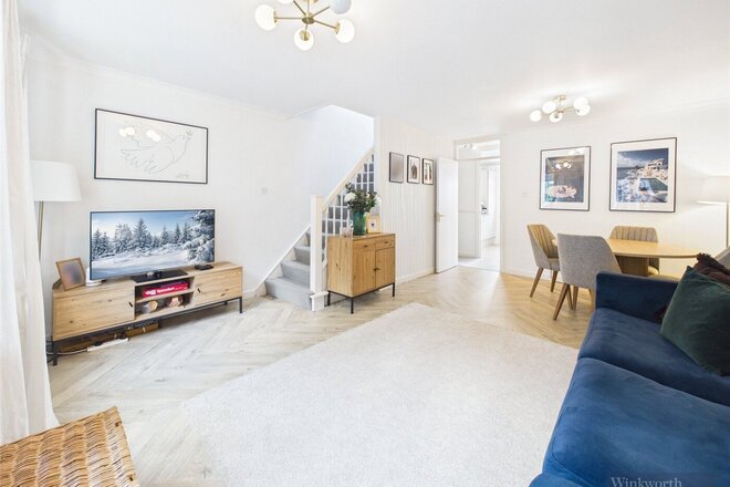 Eaton Drive, Kingston upon Thames, KT2