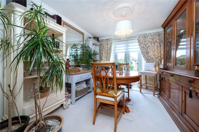 St. Guthlac Avenue, Peterborough, PE6