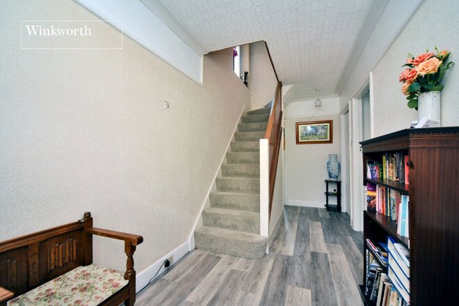 Stoneleigh Park Road, Surrey, KT19
