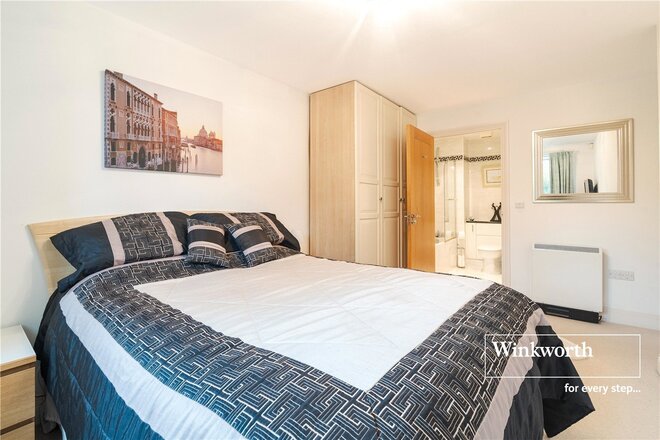 Marina Close, Bournemouth, BH5