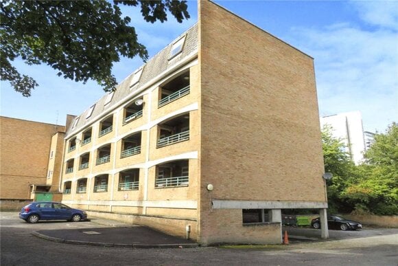 The Danes, Basingstoke, RG21