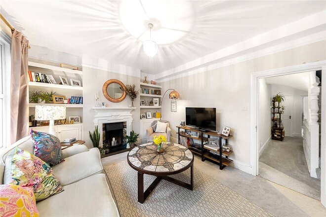 Oxford Gardens, Chiswick, W4