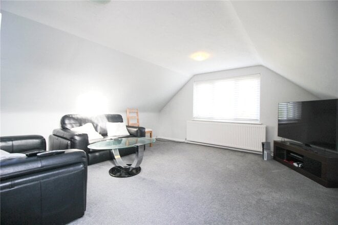 Mayfield Avenue, Essex, SS2