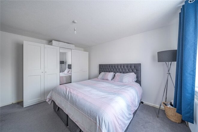 Walton Way, Berkshire, RG14