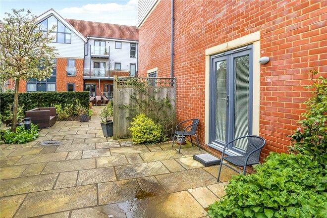 Fleur de Lis, Romsey, SO51