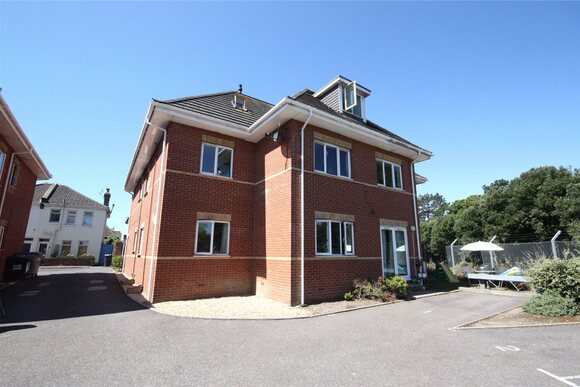 Warwick Road, Bournemouth, BH7