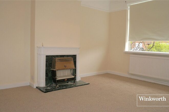 Chesterfield Road, Barnet, EN5