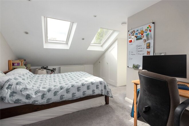Blackshaw Road, London, SW17