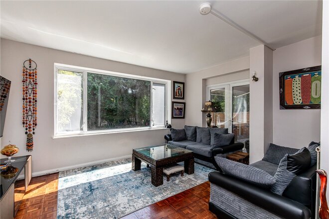 Evelyn Grove, London, W5