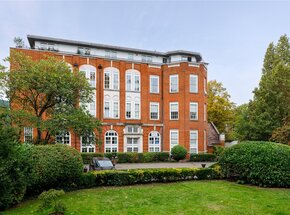 West Hill, London, SW15