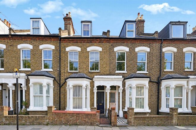 Hatchard Road, London, N19