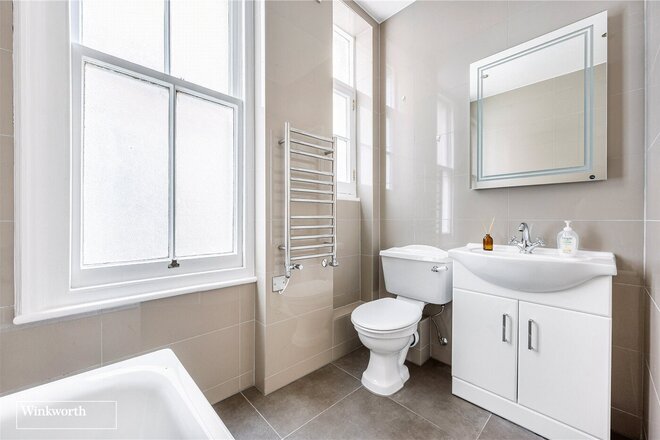 Sutton Court, London, W4