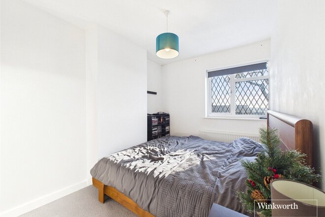 Highmeadow Crescent, London, NW9