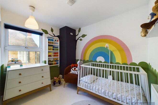 Hook Road, Chessington, KT9