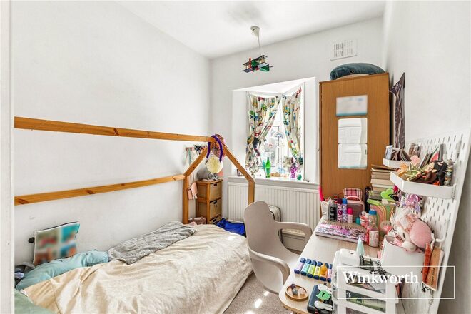 Nether Street, Finchley, N3