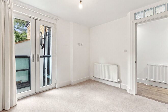 Laura Terrace, London, N4