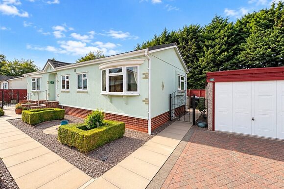 Priory Park, Ruskington, NG34