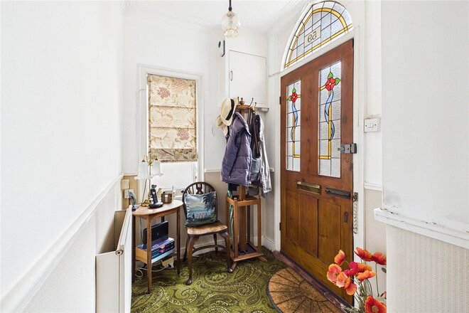 Lowden Road, London, SE24