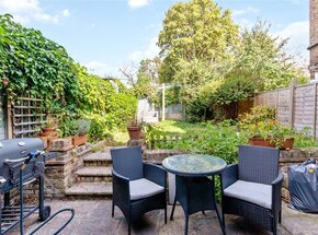 Blackshaw Road, London, SW17