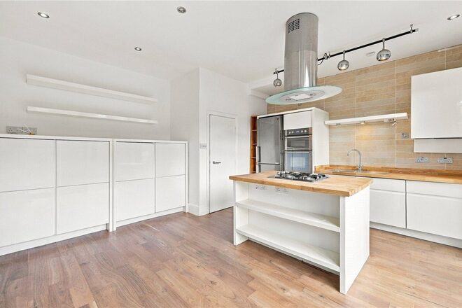 Jersey Road, London, SW17