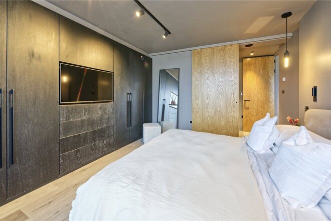 Cremer Street, London, E2