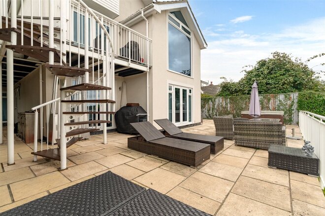 Corfe View Road, Wimborne, BH21