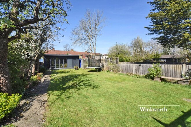 Ruskin Drive, Worcester Park, KT4
