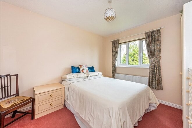 Parsonage Close, Hampshire, GU32