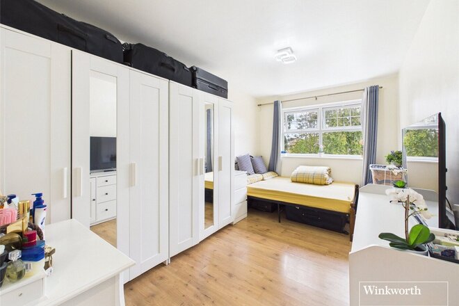 Warren Way, Edgware, HA8