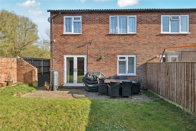 Walton Way, Berkshire, RG14
