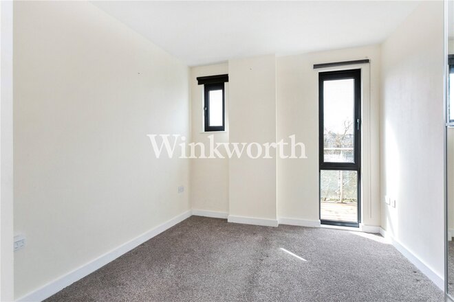 Arc Court, London, N11