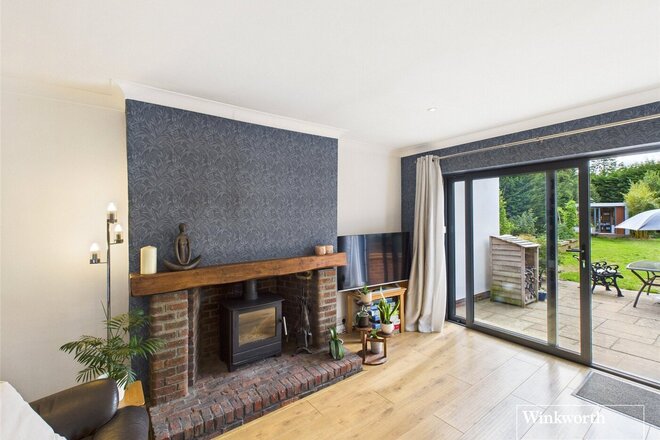 Highdown Avenue, Reading, RG4