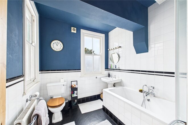 Herne Hill Road, London, SE24