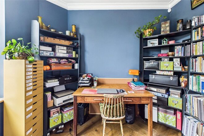 Hillside Road, London, SW2